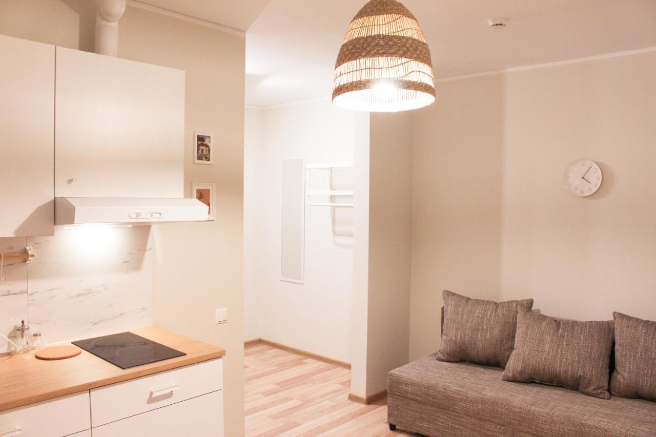 Bright Spacious Apartment In Riga With Free Parking Exterior photo