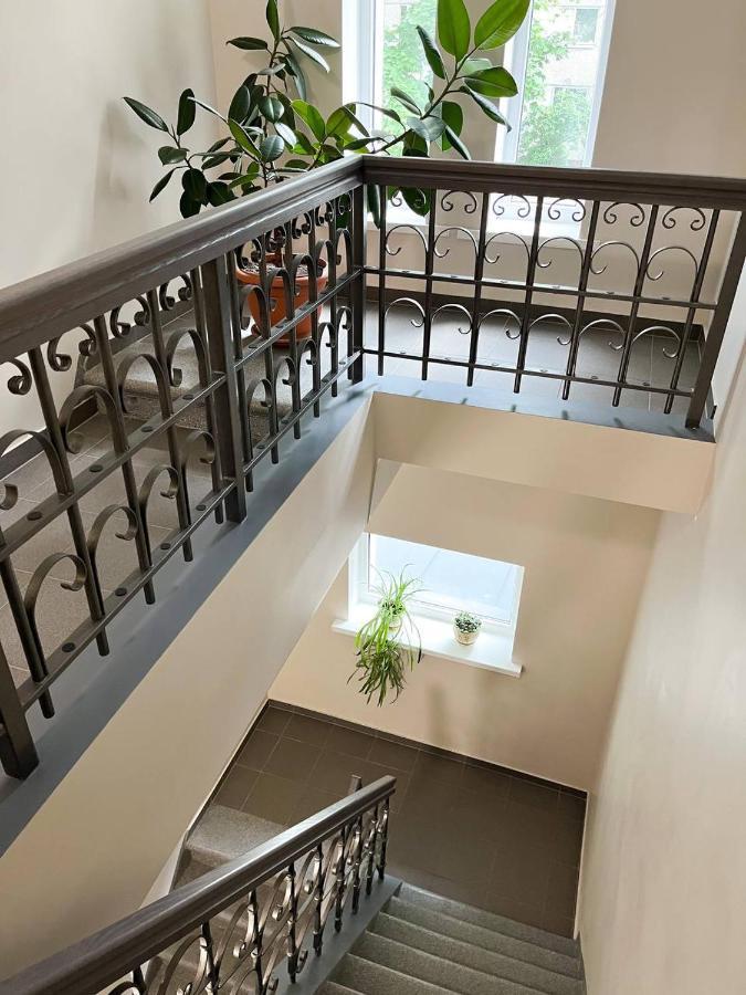 Bright Spacious Apartment In Riga With Free Parking Exterior photo